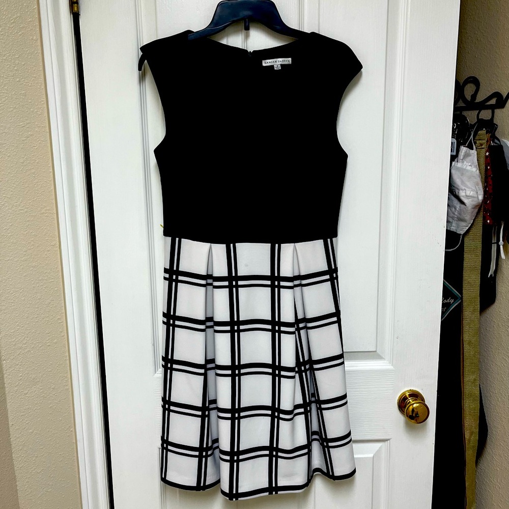 Sandra Darren Dress Size 8